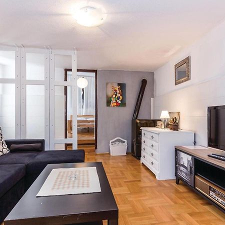 Amazing Apartment In Novi Vinodolski With Wifi Zewnętrze zdjęcie