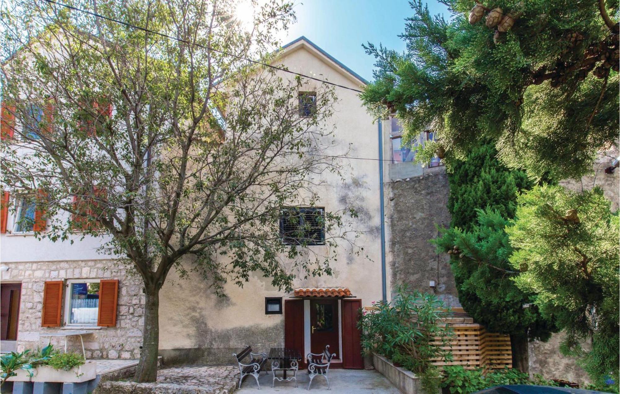 Amazing Apartment In Novi Vinodolski With Wifi Zewnętrze zdjęcie