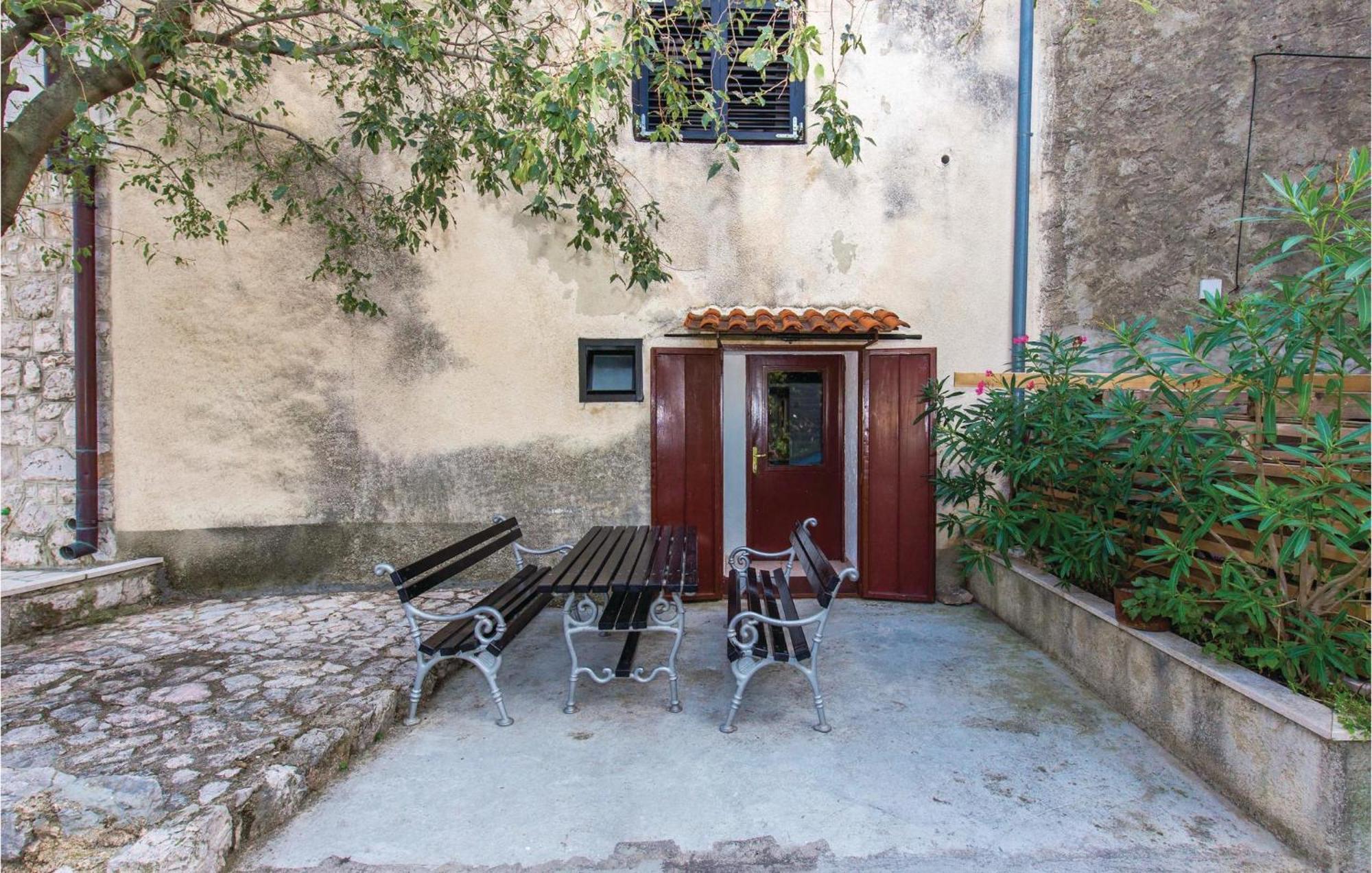 Amazing Apartment In Novi Vinodolski With Wifi Zewnętrze zdjęcie